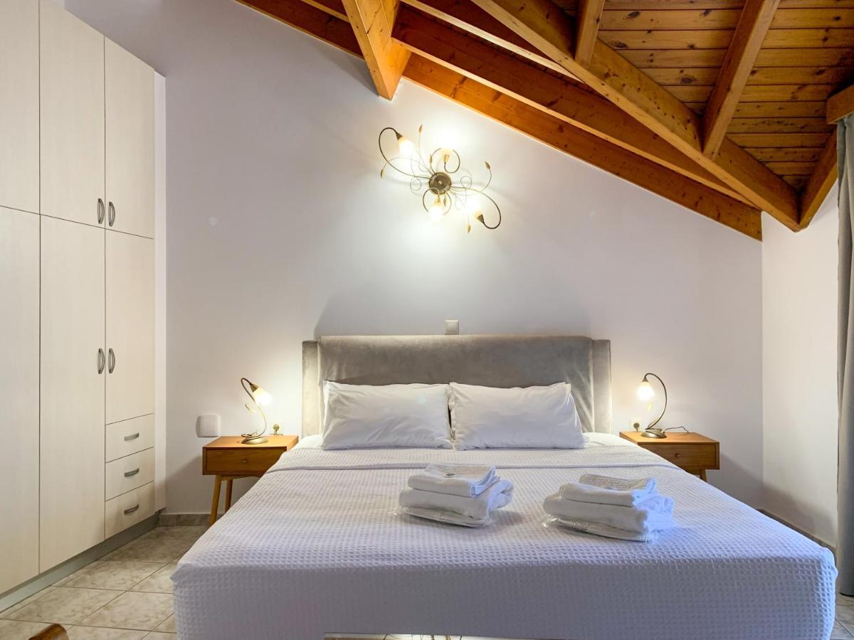 Rouchotas Apartments Argostoli  Exteriör bild