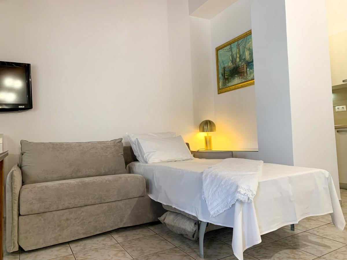 Rouchotas Apartments Argostoli  Exteriör bild